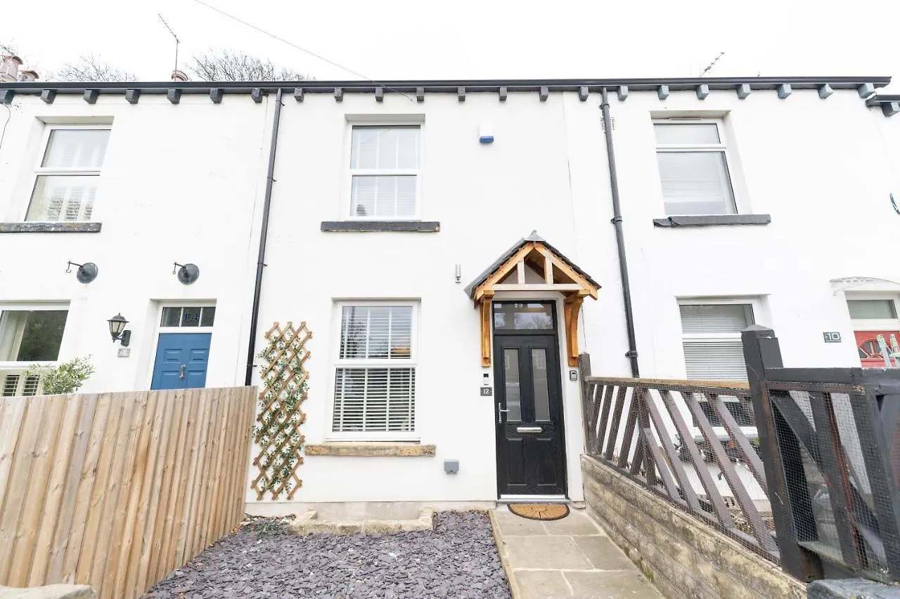 Kandaka-Peaceful House Leeds  0*, Leeds (West Yorkshire) United Kingdom